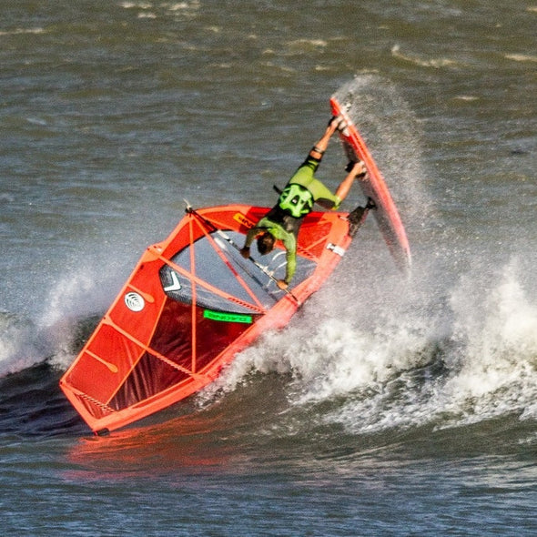 Rider , Makani Fins, Wyatt Miller 
US-525 - 2